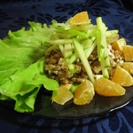 Легкий салат из чечевицы