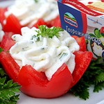 Закуска из творожного сыра в помидоре
