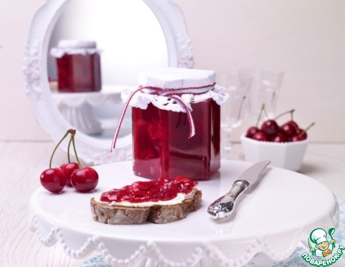 Конфитюр из вишни и смородины – кулинарный рецепт