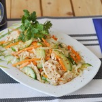 Корейский салат из курицы и огурцов
