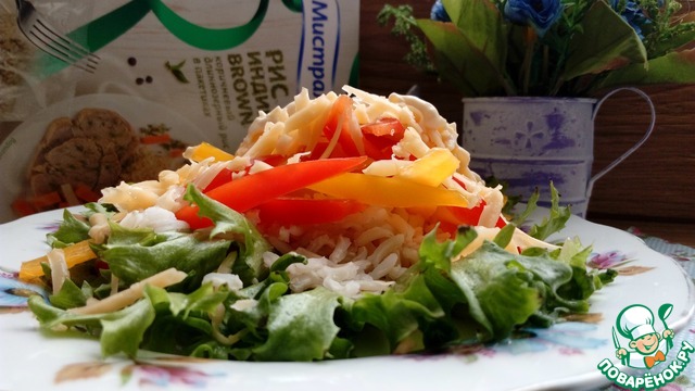 Сырный салат с коричневым рисом