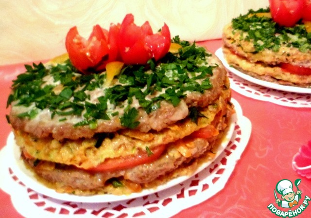 Кабачково-мясные закусочные тортики