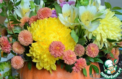 Салат с кальмарами "Осенний букет"