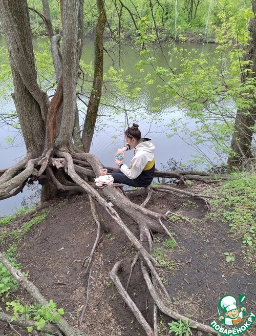 Перечный соус с колбасками "Пикник интроверта" Перечный соус с колбасками "Пикник интроверта"