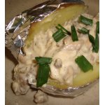 Картофель запеченый в фольге  с сырно-грибным соусом