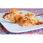 Спагетти с тыквой, креветками и вялеными помидорами