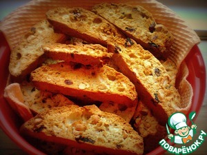 Рецепт Бискотти с арахисом и миксом сушеной вишни, смородины и клубники