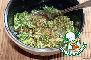 Салат с кедровыми орешками и курицей - настоящий подарок для любителей правильного питания: рецепт с фото и видео