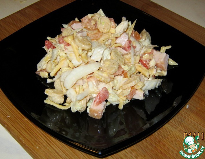Рецепт: Салат с копченой курицей
