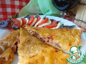 Рецепт Пицца «Кальцоне» с сыром и ветчиной