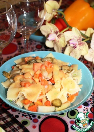 Salad with Farfalle and green beans