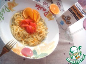 Рецепт Спагетти со сливочным соусом с апельсином, ванилью и малосольной форелью