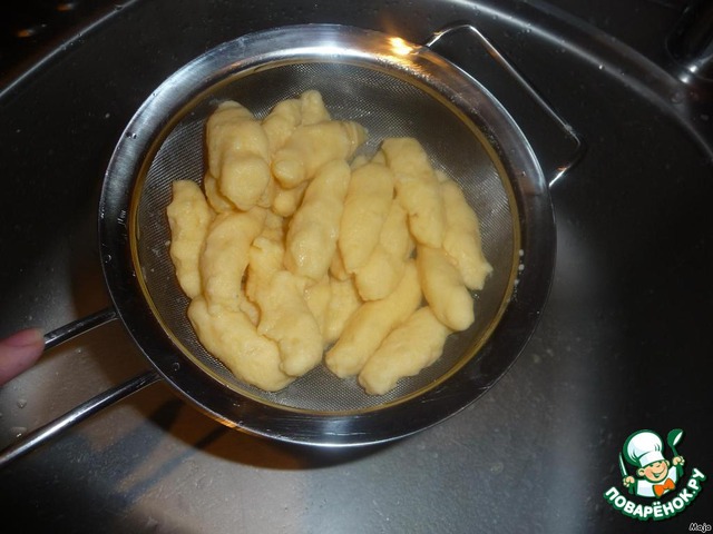 Пальчики с картошки. Картофельные пальчики. Пальчики с картошкой. Пальчики из картошки и фарша. Рецепт картофельных пальчиков.
