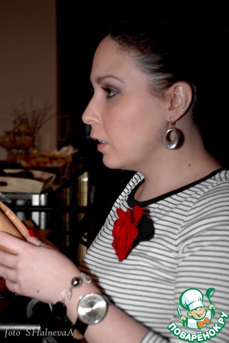 ����� ����