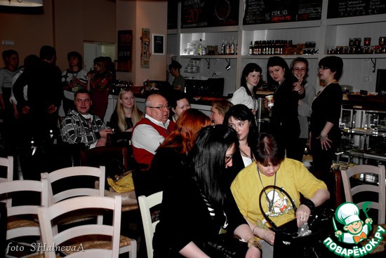 ����� ����