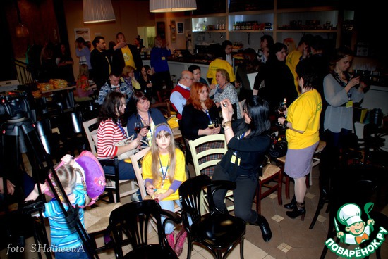 ����� ����