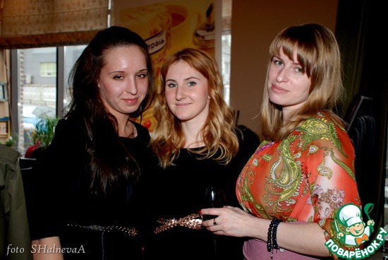 ����� ����