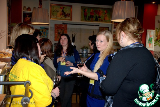 ����� ����