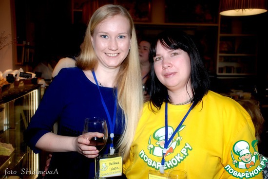 ����� ����