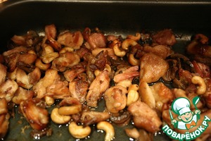 Рецепт Курица с кешью и грибами в соусе Терияки
