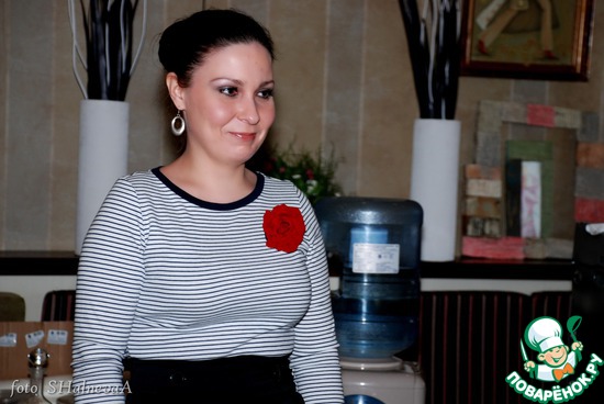 ����� ����