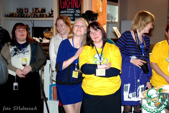 ����� ����