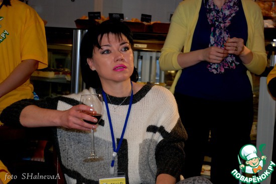 ����� ����