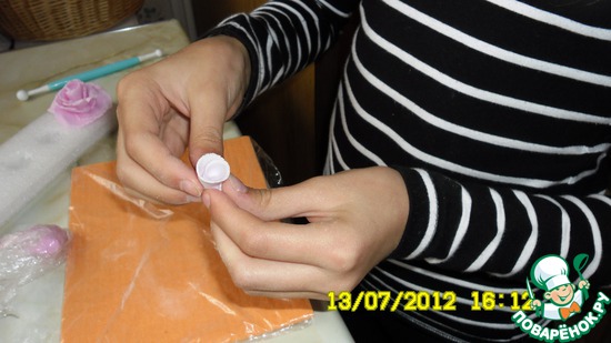 шоколад и мастика сахарная