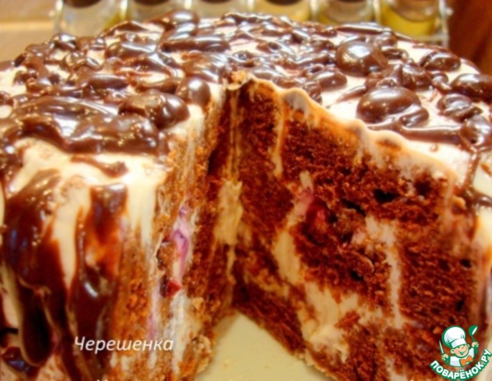 Рецепт: Шоколадный торт с творожно-йогуртовым кремом