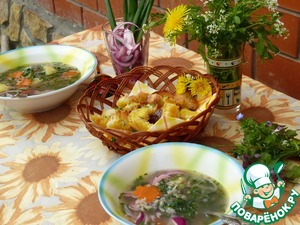 Рецепт Суп гречневый с крапивой и золотистыми гренками