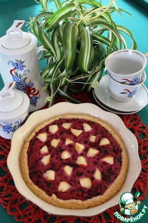 Рецепт Открытый пирог с рикоттой и смесью ягод черной и красной смородины