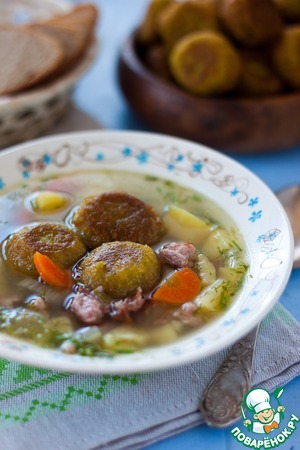 Рецепт Суп с копчеными ребрышками и гороховыми фрикадельками