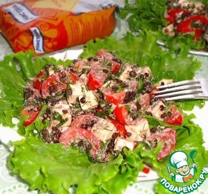 Рецепт Салат из чечевицы, помидоров, брынзы, зелени с ореховой заправкой