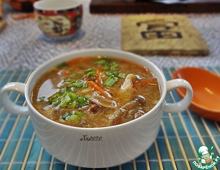 Остро-кислый суп с тофу