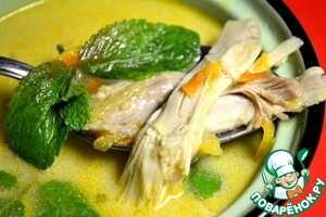 Рецепт Тайский куриный бульон с мятой и карри