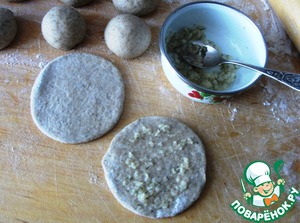 Пампушки с чесноком к борщу – 8 рецептов