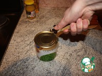 как открыть банку с кукурузой с открывашкой. открытая банка с ананасом. как открыть банку с ананасами. открыть банку открывалкой. как открыть банку с ананасами.