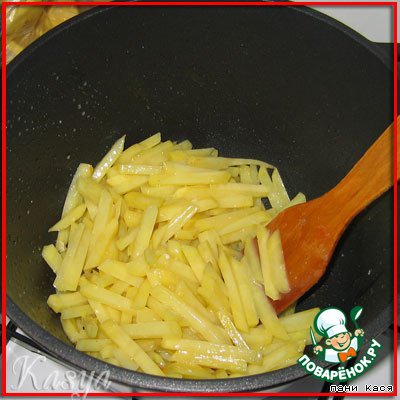 жареную картошку солить в начале