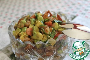 Рецепт Салат из авокадо и семги