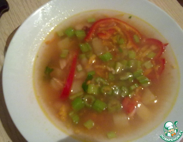 Рецепт: Суп с горбушей, фасолью и сельдереем