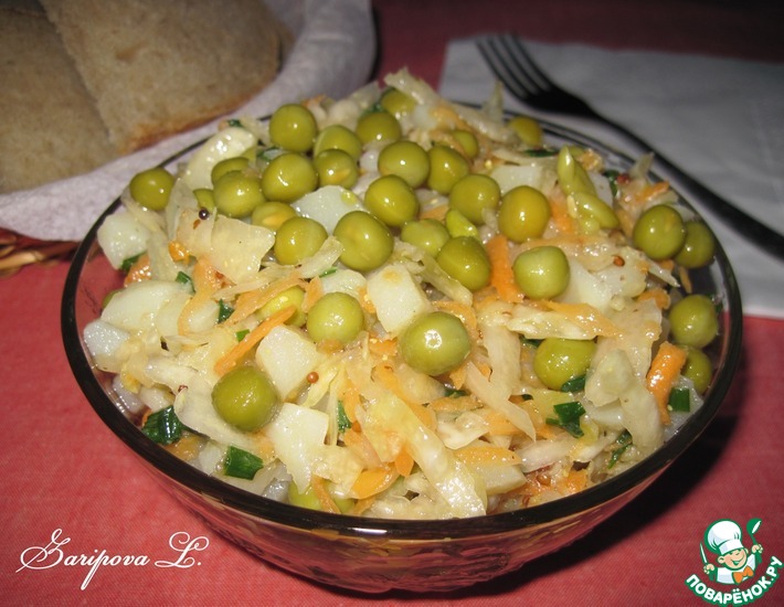 Рецепт: Картофельный салат с квашеной капустой