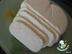Adygei cheese without eggs and vinegar