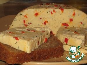 Рецепт Домашний твердый сыр с перчиком и укропом