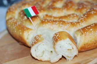 Рецепт: Хлеб с пармезаном и итальянскими травами
