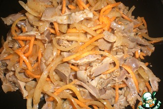 Рецепт: Острый салат из куриных желудочков