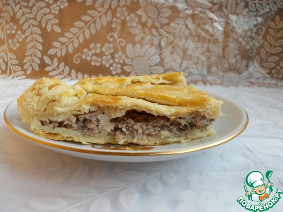 Французский пирог с мясом и красным вином