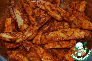 Золотистая картошка, запеченная дольками, по-деревенски в духовке — лучшие рецепты и секрет хрустящей корочки