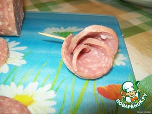 Колбасные "розочки" - пошаговый рецепт с фото на Повар.ру