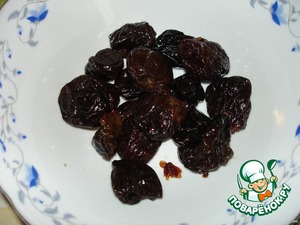 Говядина с черносливом в духовке - рецепт с фото (пошаговый)