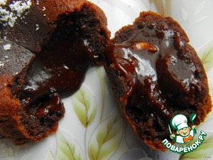 Warm chocolate cake with liquid filling